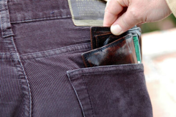 Learner klassisk opbevaring Tyveri af pung og misbrug af betalingskort - Køge Netavis